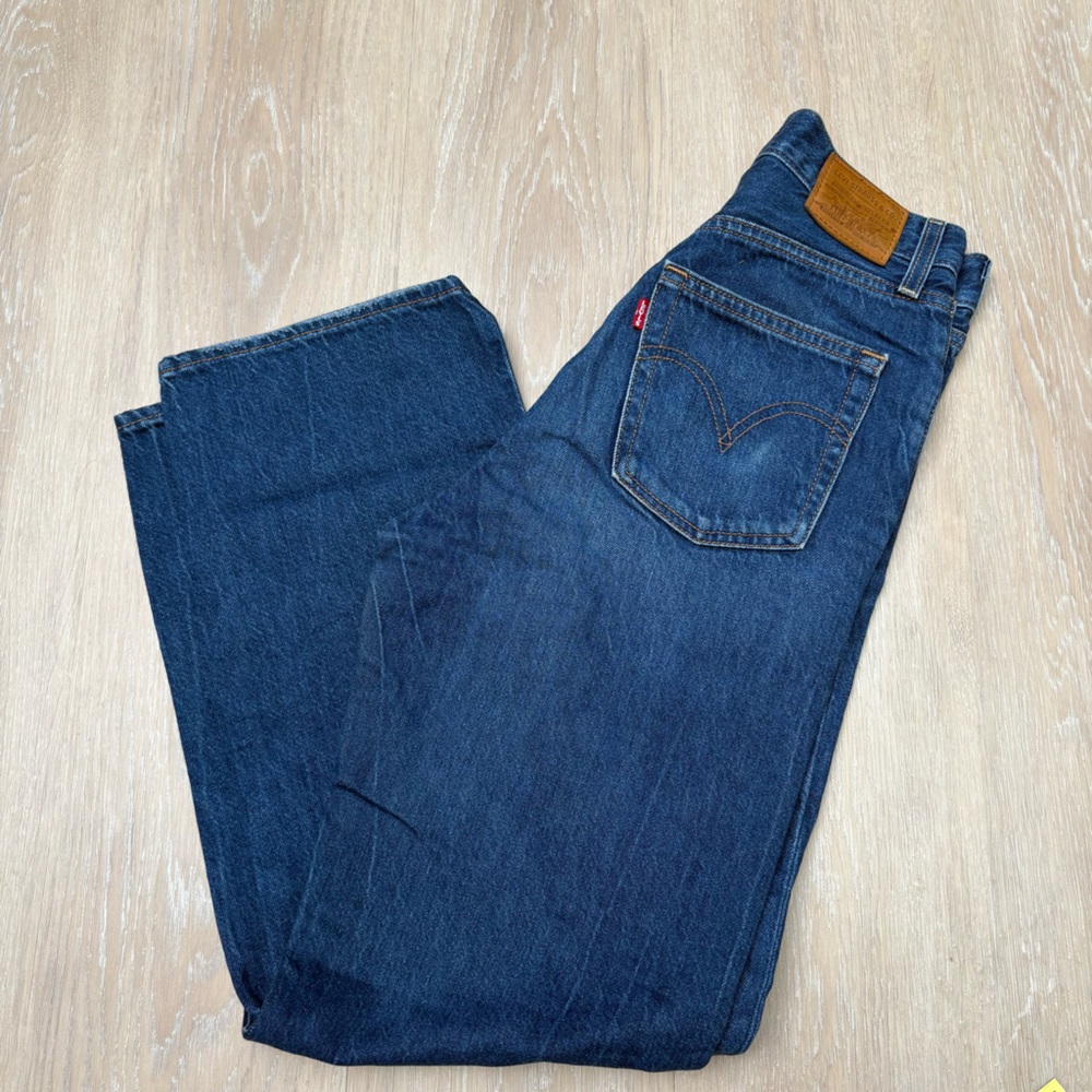 Levi's Straight Ankle Jeans women size 26